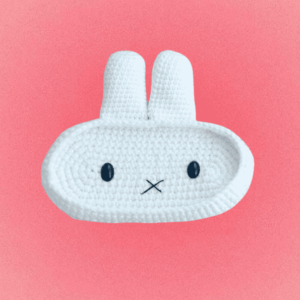 Porta óculos de crochê coelho