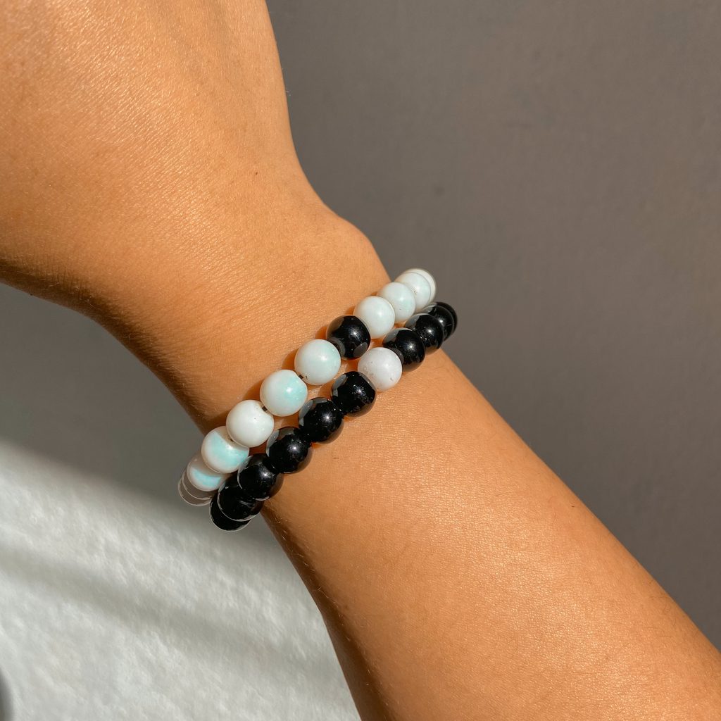 Kit Pulseiras Metadinha / Pulseira Casal