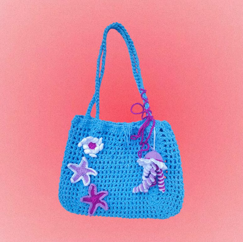 bolsa mar croche agua viva feito a mão artesanal