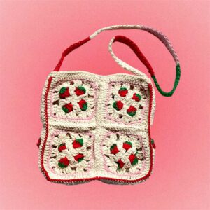 bolsa de crochê moranguinho artesanal feito à mão